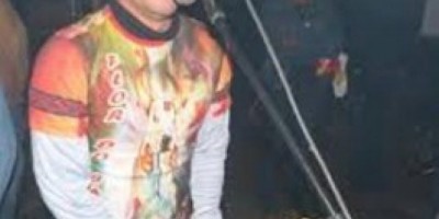 Homem é brutalmente assassinado a tiro por assaltante em frente da esposa e filho em Guajará Mirim