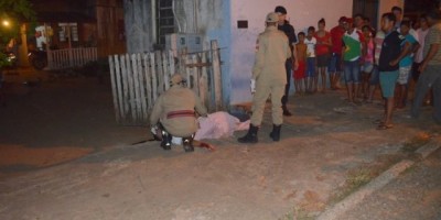 Jaru - Homem é executado com quatro tiros em frente à escola
