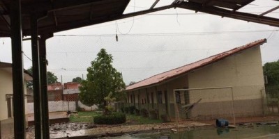 Chuva e vento causam prejuízos a Pastoral do Menor de Rolim de Moura