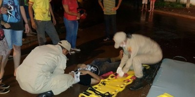 Rolim de Moura -  Motociclista inabilitado atinge pedestre no Bairro Boa Esperança 