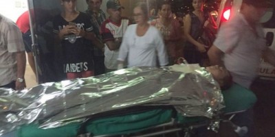 Um homem é morto e dois são baleados dentro de lavador em Jaru