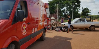 Rolim de Moura -  Mulher acaba ferida após ser atingida por carro em acidente de trânsito