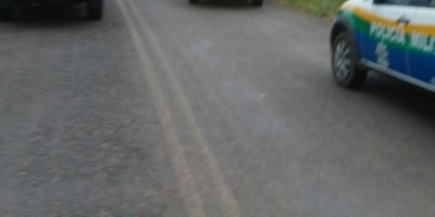 Assaltantes à residência são presos em São Miguel do Guaporé, momento quando fugiam em táxi .