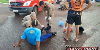 Rolim de Moura -  Entregador de água fica ferido após colidir em carro