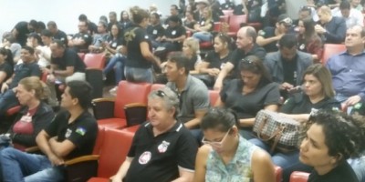 Ocupação do prédio da ALE-RO por policiais civis já passa de 24 horas