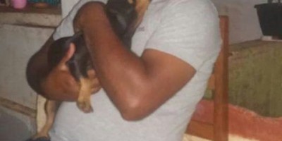 Mecânico é executado a tiros em frente a sua residência nessa noite de Natal em Jaru