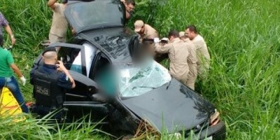 Atualizada - Cacoal - Três pessoas da mesma família morrem em acidente na BR-364