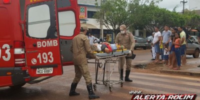 Rolim de Moura - Acidente de trânsito no cruzamento da Rua Barão de Melgaço com Avenida 25 de Agosto deixa uma pessoa ferida 