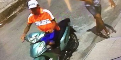 Brasil - Homem é assaltado por deficiente visual e homem sem perna - Vídeo