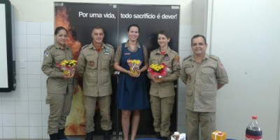 Rolim de Moura - Corpo de Bombeiros Militar realiza homenagem alusiva ao dia Internacional da Mulher