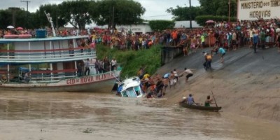 Embarcação com 20 passageiros a bordo naufraga no rio Madeira, no Amazonas