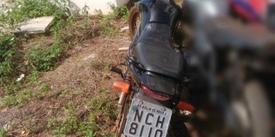 Rolim de Moura – Após denúncia, motocicleta furtada é recuperada pela PM
