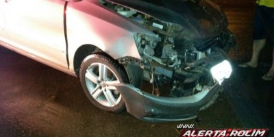Rolim de Moura -  Dois carro colidem no Centro da cidade 