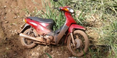 Rolim de Moura - Após denúncia anônima, Polícia Militar recupera moto furtada