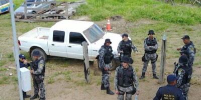  Policiais Militares da área 4º BPM cumpre mandado de reintegração de posse