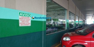 Lei estadual proíbe placas em estacionamentos eximindo o local da responsabilidade sobre veículos dos consumidores