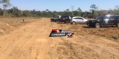 Aeronave arremessa pacotes com drogas na linha Gogó da Onça em São Francisco do Guaporé