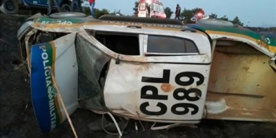 Jovem é presa após desejar em rede social a morte de policiais em capotamento de viatura