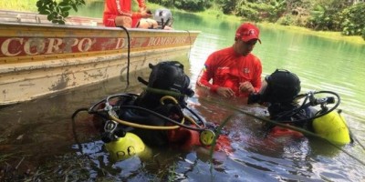 Profissão cheia de desafios, bombeiro mergulhador trabalha com foco em salvar vidas nos rios de Rondônia