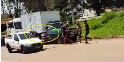 VÍDEO - Briga entre andarilhos acaba resultando grave atropelamento na marginal da BR 364