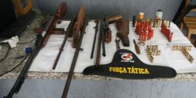 Pimenta Bueno – Durante cumprimento de Ordem Judicial, armas de fogo e munições são apreendidas pela PM e PC;  três homens foram presos