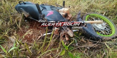 Rolim de Moura – Motociclista é socorrido pelos bombeiros após sofrer acidente na RO-383 sentido à Santa Luzia