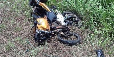 Vídeo - Motociclista morre ao trafegar na contramão da BR-020, em Goiás 