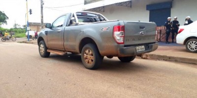 Porto Velho -  Fazendeiro é morto a tiros dentro de caminhonete na zona Leste