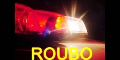 Rolim de Moura  - Mulher tem celular, bolsa e R$400,00 roubados por bandidos armados 