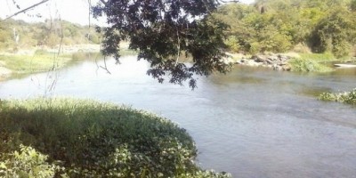 Migrantinópolis - Possível corpo humano é fisgado em rio da linha 148
