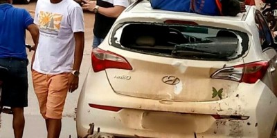 Motociclista sofre fratura e vai parar em cima de carro após grave acidente em Porto Velho