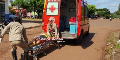 Rolim de Moura  - Mulher sofre queda de moto próximo ao hospital municipal 
