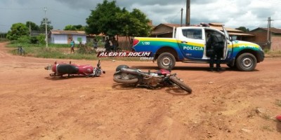 Rolim de Moura  - Motos colidem em cruzamento do Bairro Cidade Alta e dois ficam feridos 