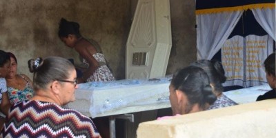 Irmãos atropelados por caminhão, em Cacoal, morreram no dia do aniversário do pai