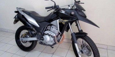 Rolim de Moura – Bandido armado com revólver agride vítima com coronhada e rouba motocicleta XRE 