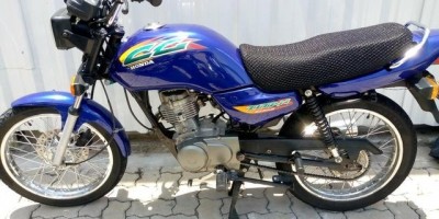 Rolim de Moura  - Moto é furtada em frente ao Banco do Brasil no Centro da cidade 