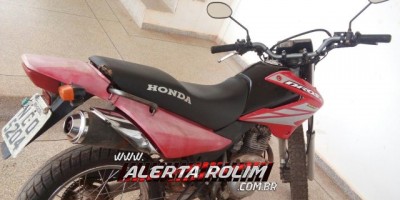 Rolim de Moura – Moto furtada em Alto Alegre é recuperada pela PM em Rolim de Moura