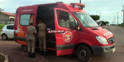 Rolim de Moura -  Motociclista inabilitada avança preferencial e bate em ciclista no Centro da cidade 