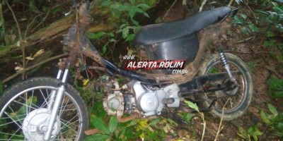 Rolim de Moura -  Moto que foi furtada em frente de escola é encontrada depenada em mata na linha 188 