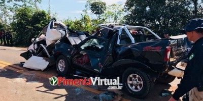 Grave acidente entre Pimenta Bueno e Cacoal deixa vítimas presas às ferragens