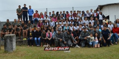 Rolim de Moura – PROERD visita instalações do 10º BPM e são prestigiados com a demonstração do Canil Central da PM de Cacoal 