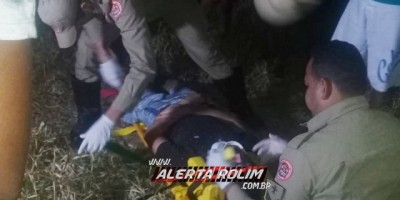 Rolim de Moura – Condutor de caminhonete é socorrido pelos bombeiros, após capotar veículo na Linha 172, próximo a RO-010