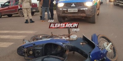 Rolim de Moura - Polícia Militar registra colisão envolvendo carro e moto no Centro da cidade 