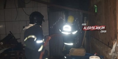 Rolim de Moura - Fábrica de linguiça é parcialmente destruída pelo fogo no Loteamento Esplanada 