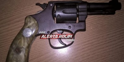 Rolim de Moura - Após roubos na cidade, dois suspeitos com arma de fogo são interceptados pela PM 