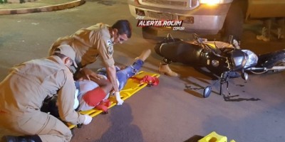Rolim de Moura - Motociclista é atingido por camionete no Centro da cidade