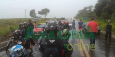 Água cobre trecho da BR-429 em Rondônia e ameaça isolar municípios