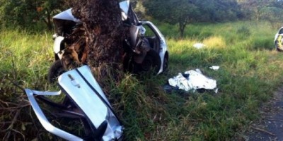 Carro sai da pista e atinge árvore na Br-364, motorista morreu