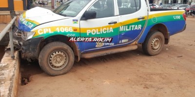 Rolim de Moura – Durante acompanhamento a suspeito, viatura da PM se envolve em acidente de trânsito no Centro da cidade 