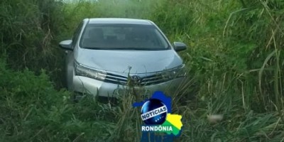 Corolla roubado em assalto a residência em Ji-Paraná é recuperado momentos antes de ser atravessado para a Bolívia